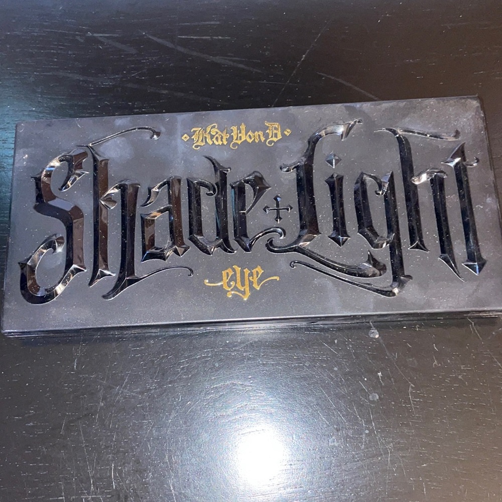 Kat Von D palette
